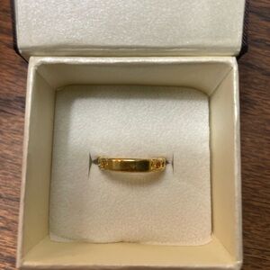 Elegant Gold Avon Women's Ring